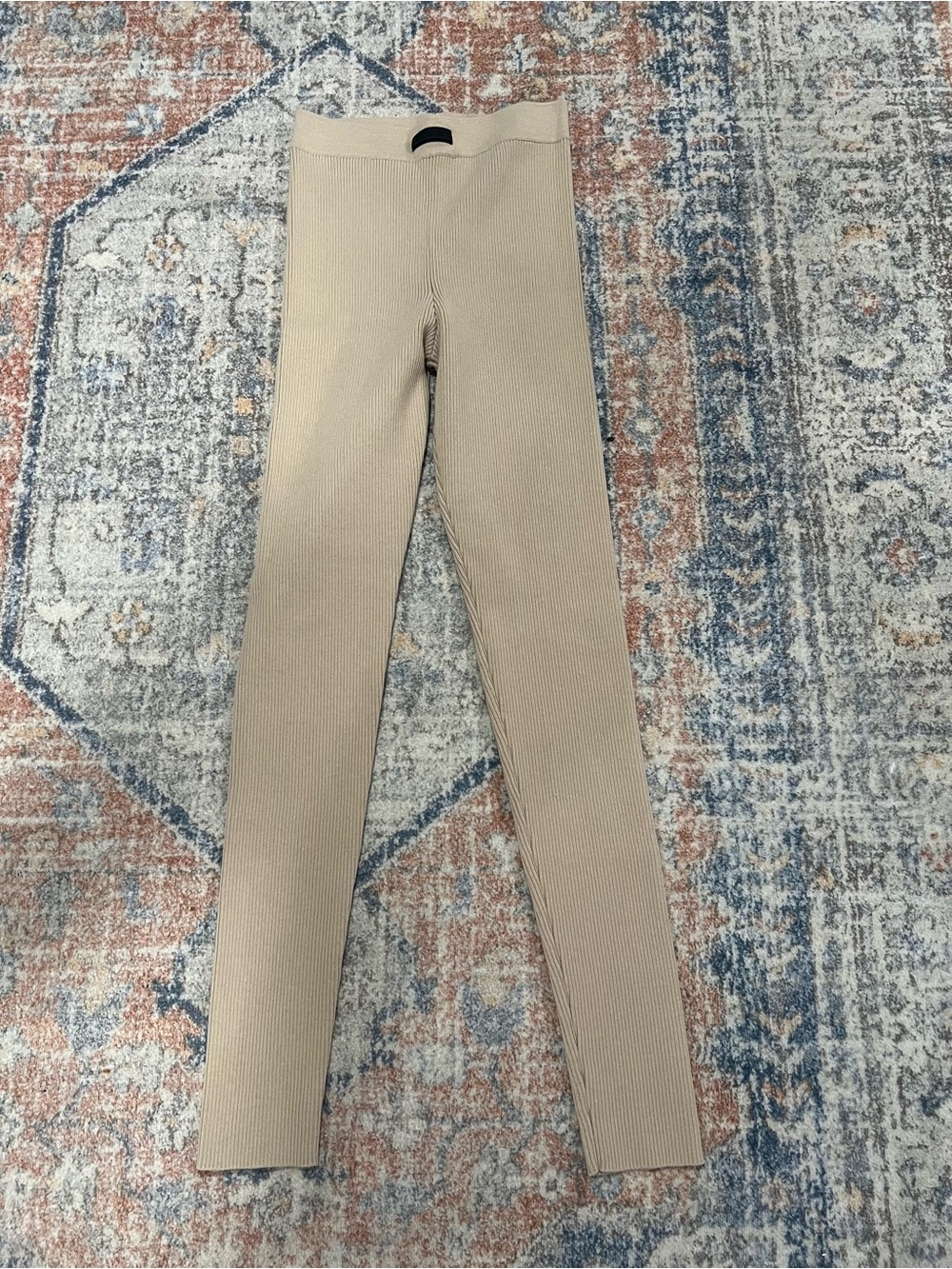 Essentials Fear of God Ribbed High-Rise Leggings in Beige - Picture 12 of 12